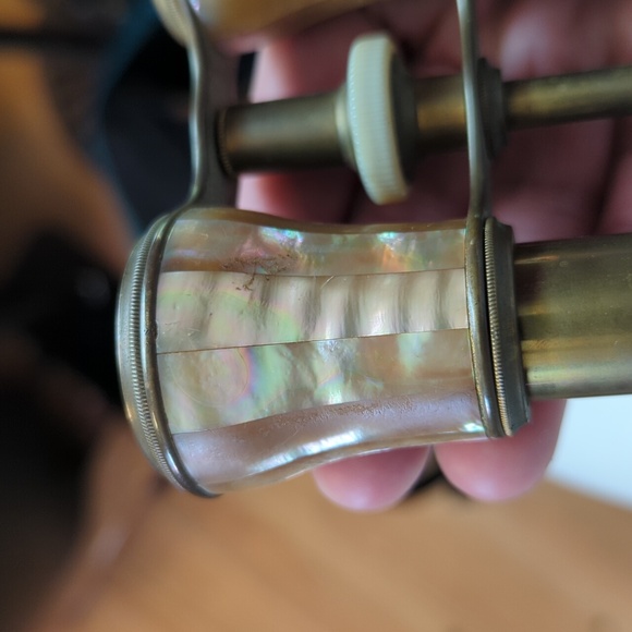 Vintage Opera Glasses with Mother of Pearl - Picture 6 of 7